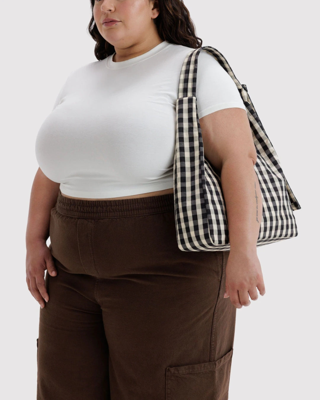 Black and Cream Gingham Nylon Shoulder Bag | BAGGU | Nylon Shoulder Bag