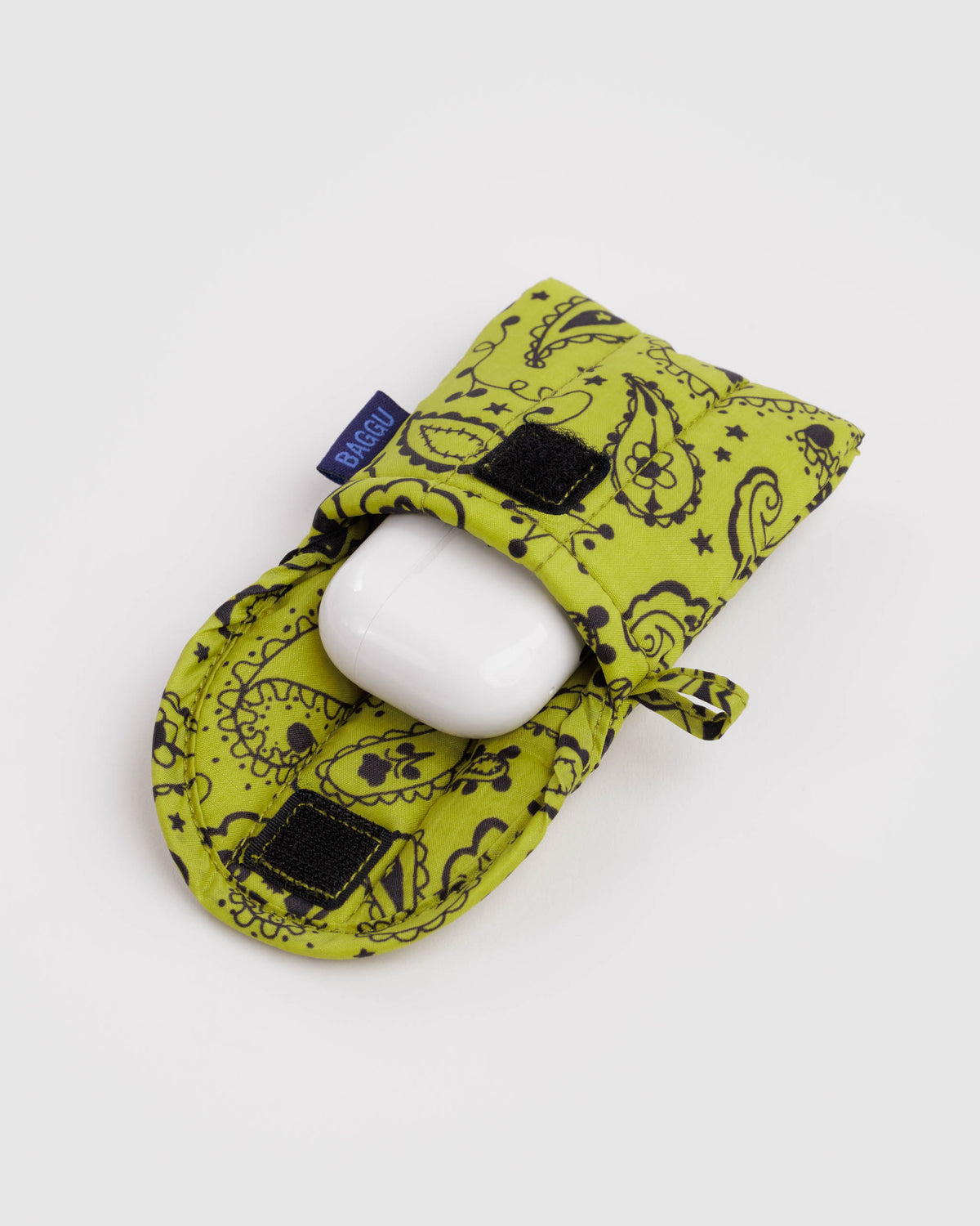 Chartreuse Paisley Puffy Earbuds Case | BAGGU | Puffy Earbuds Case