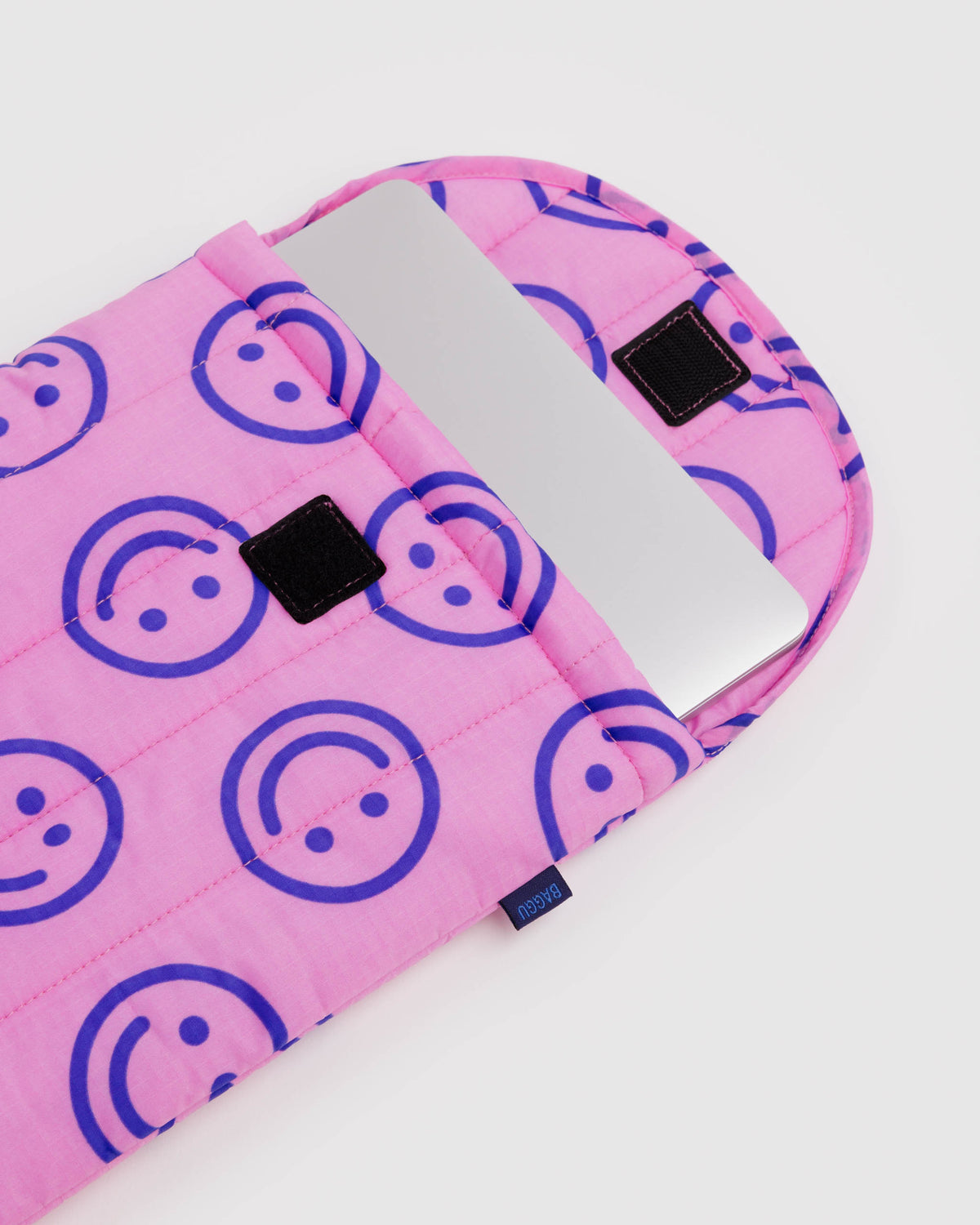 Pop Pink Happy Puffy Laptop Sleeve 13"/14" | BAGGU | Puffy Laptop Sleeve 13"/14"