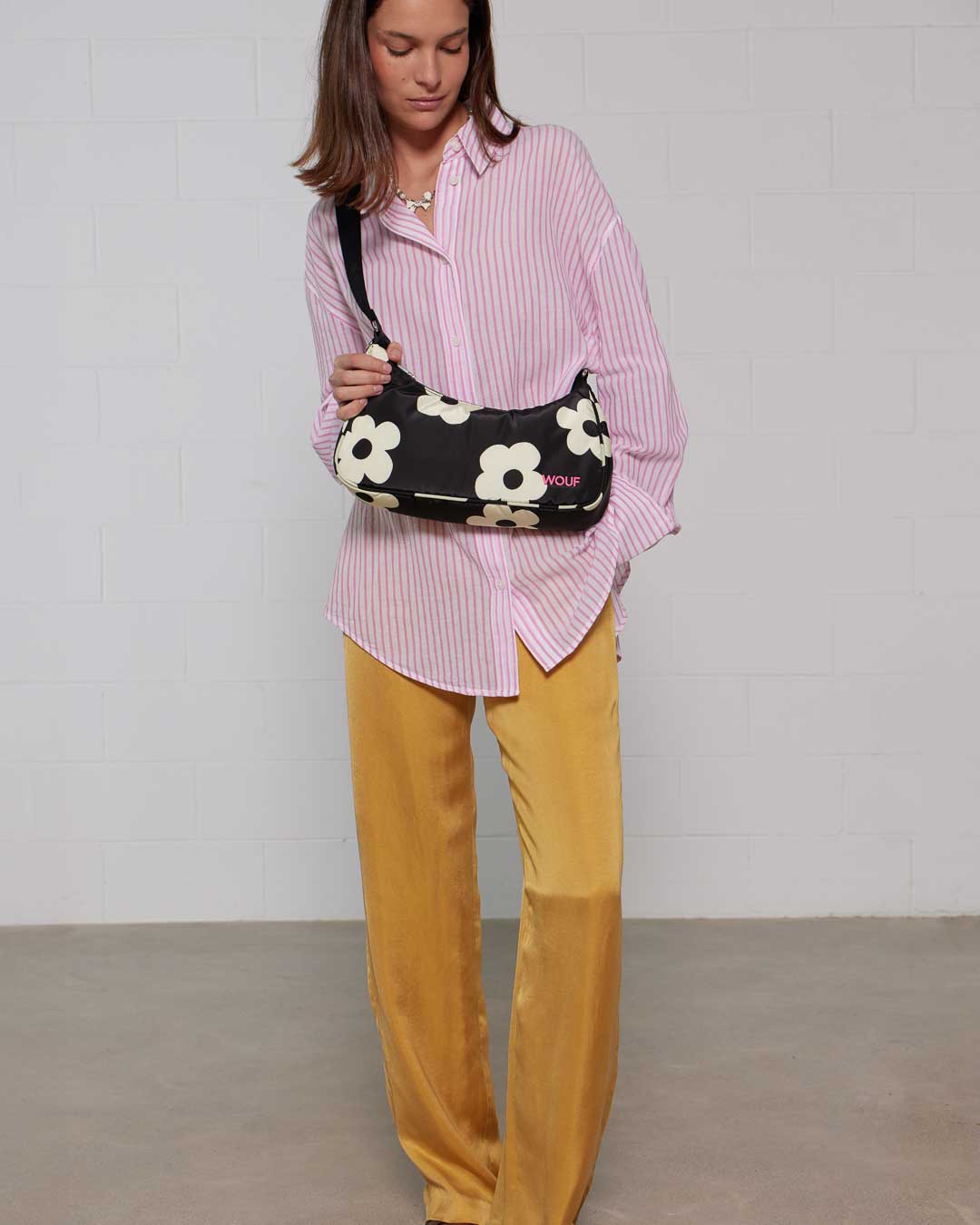 Night Daisy Shoulder Bag