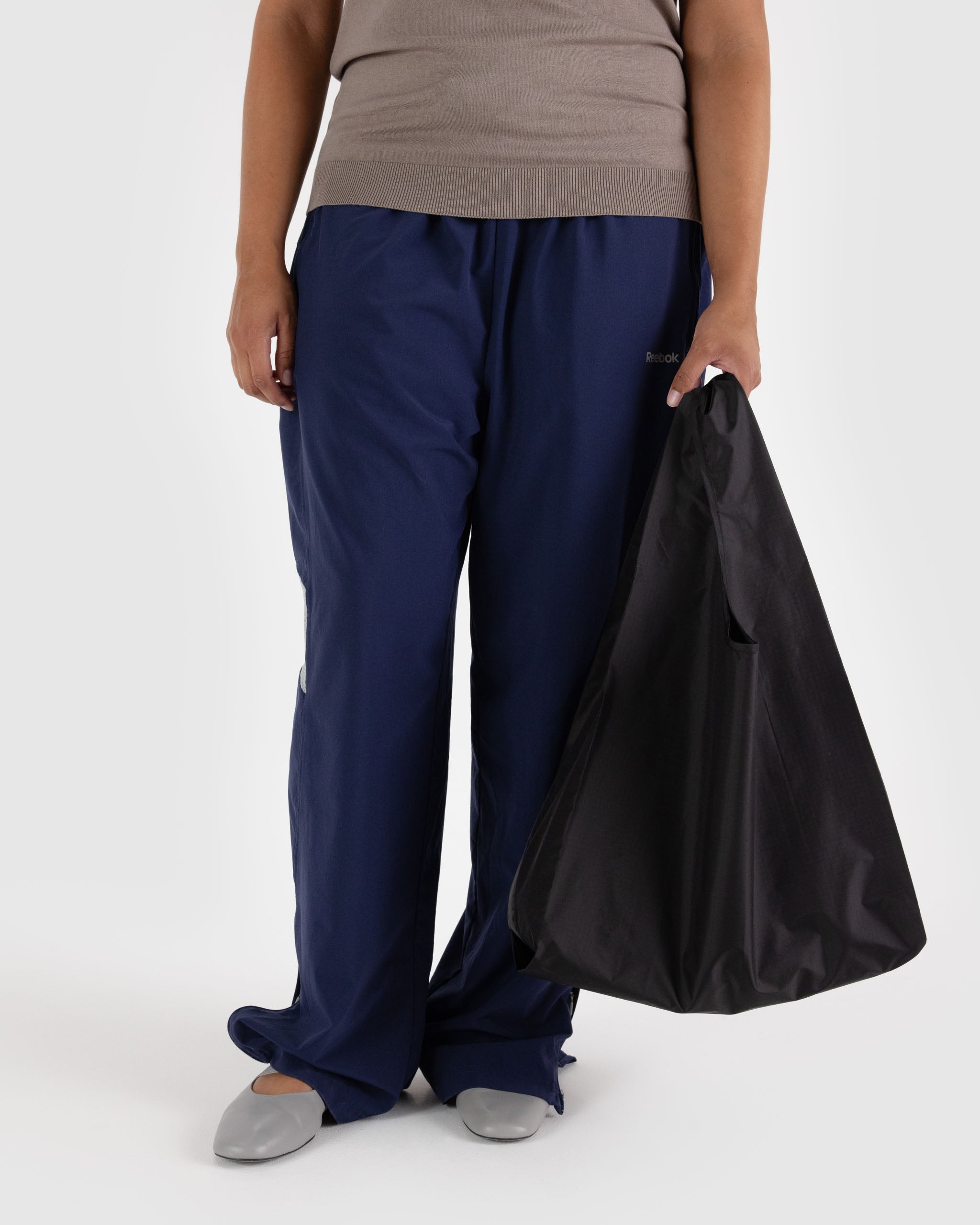 Black Standard BAGGU