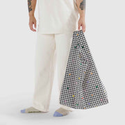 Person holding Gingham Hearts Standard Baggu