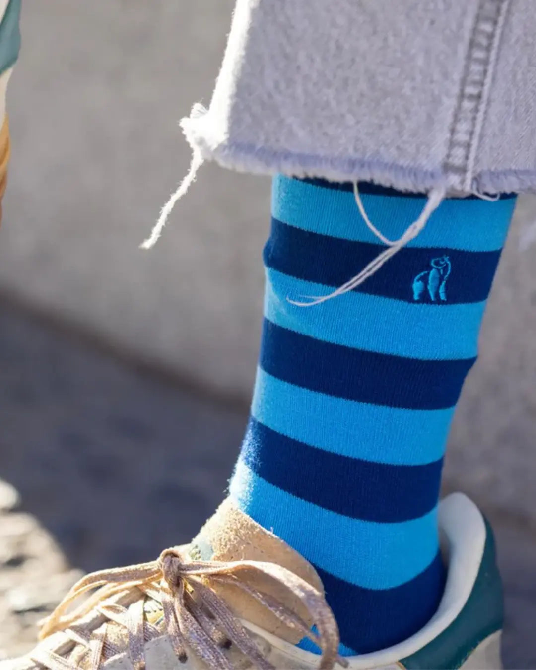 Swole Panda | Men's Sky Blue Striped Bamboo Socks