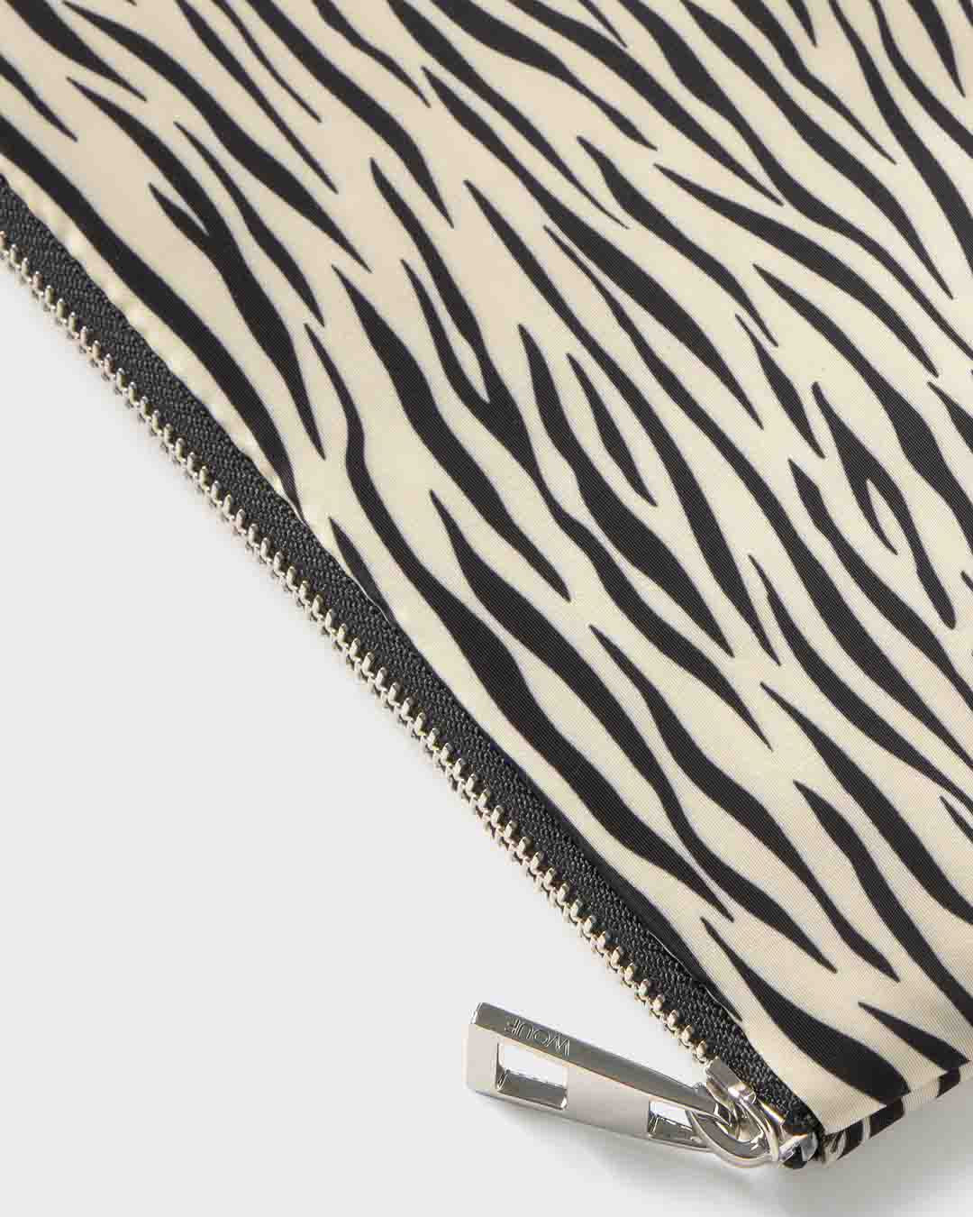 Zebra Hit Pouch