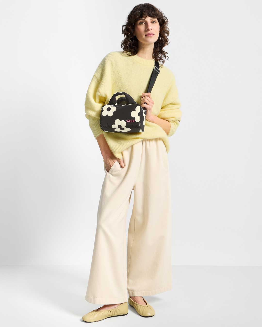 Night Daisy Bowling Bag