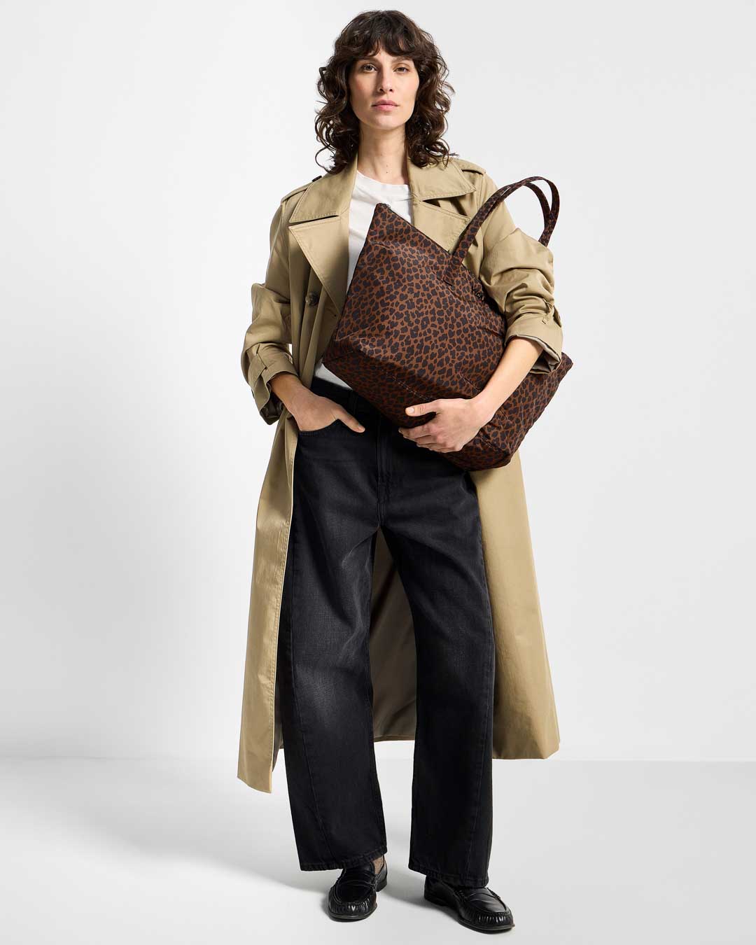 Leo Shopper Tote Bag WOUF