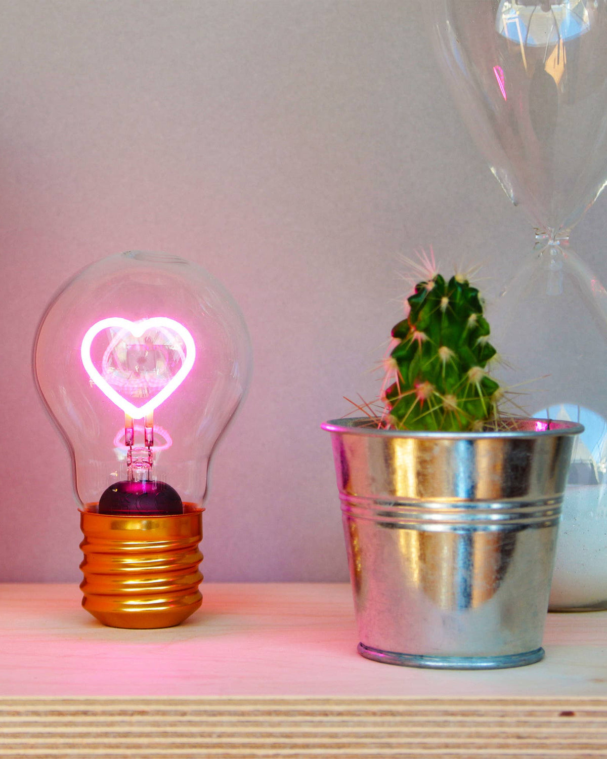 Pink Heart Cordless Lightbulb